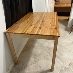 Mesa Sin Sillas
