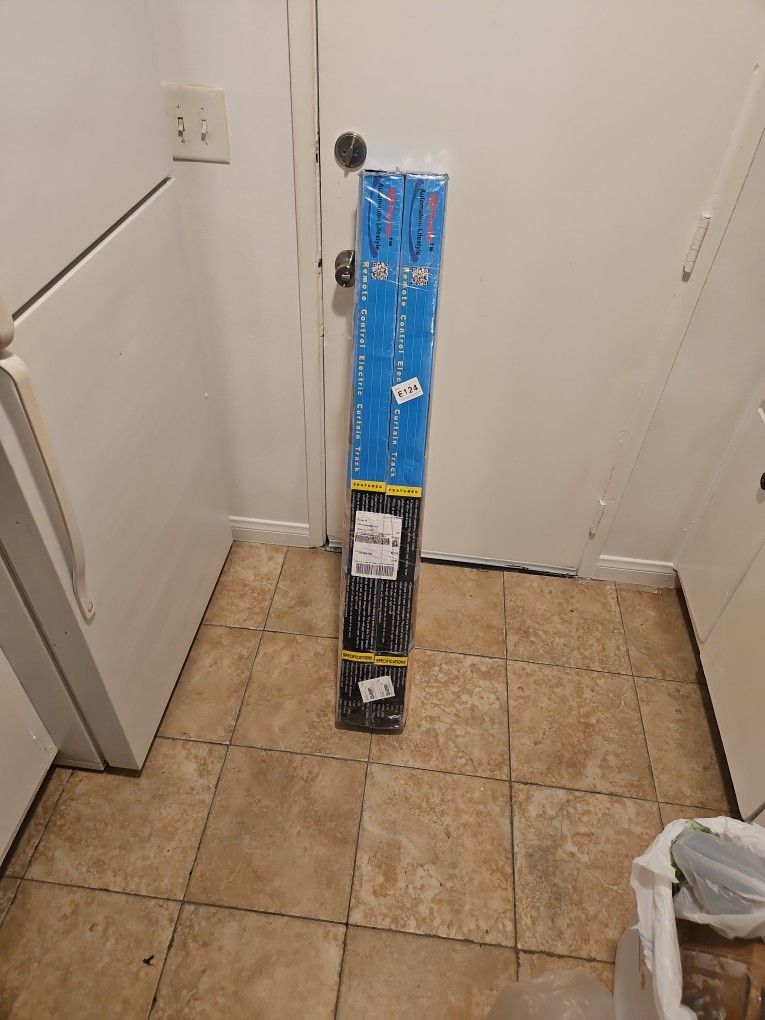 2 Remote Control Currain Tracks