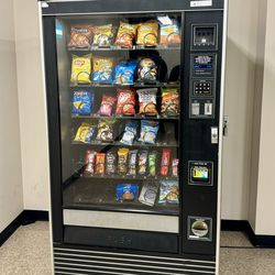 Vending Snack Machine