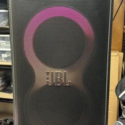 JBL PartyBox ULTIMATE Speaker Powerful Loud