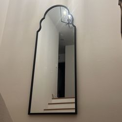 2 Kirkland Mirrors Scalloped 