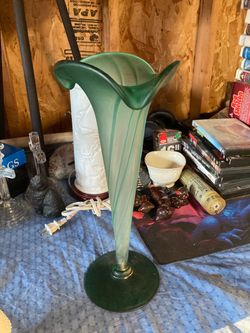 Spun glass vase