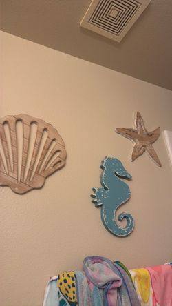 Bathroom wall art
