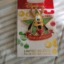 Pluto DISNEY PINS