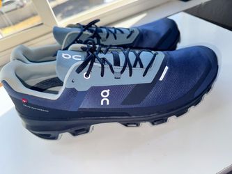 NEW On Cloudventure Waterproof Trail Shoes – Never Worn Mens 13