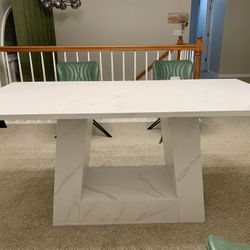 Modern Rectangular Dining Room Table for 4 to 6 People