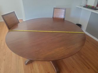 Round Wood Table With Chairs