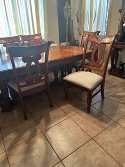Dining set