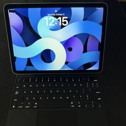 📱 iPad Air (4th Gen) 256GB + Magnetic Keyboard Case – Excellent Condition