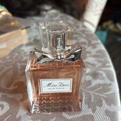 Miss Dior Perfume