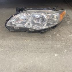 Toyota Corolla Driver Side Headlight 09-10