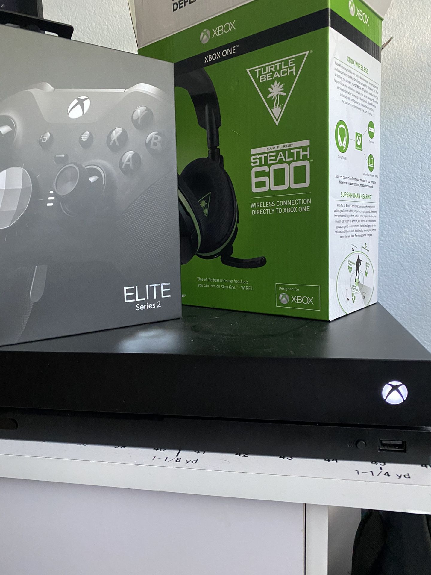 Xbox One X Elite + Elite Series 2 Controller + Turtle Beach Stealth 600