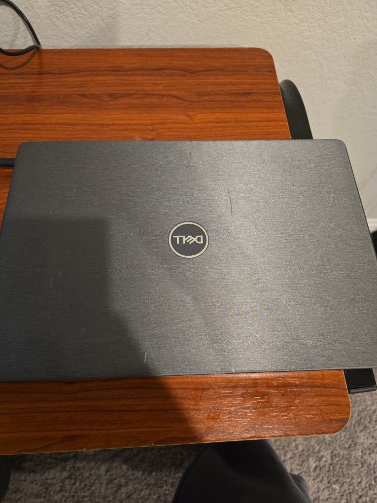 Dell Latitude 3410 Laptop