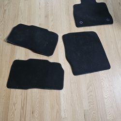 2024 Explorer ST Factory Mat Set