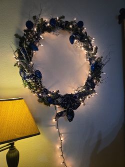 Beautiful  36" Christmas Wreath 