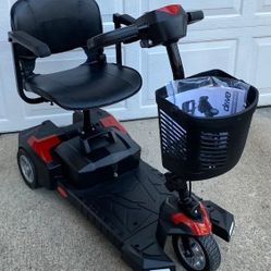 2023 Drive Medical Scout 3wheel Scooter 