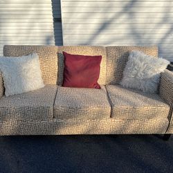 Sofa In Excellent Condition!!