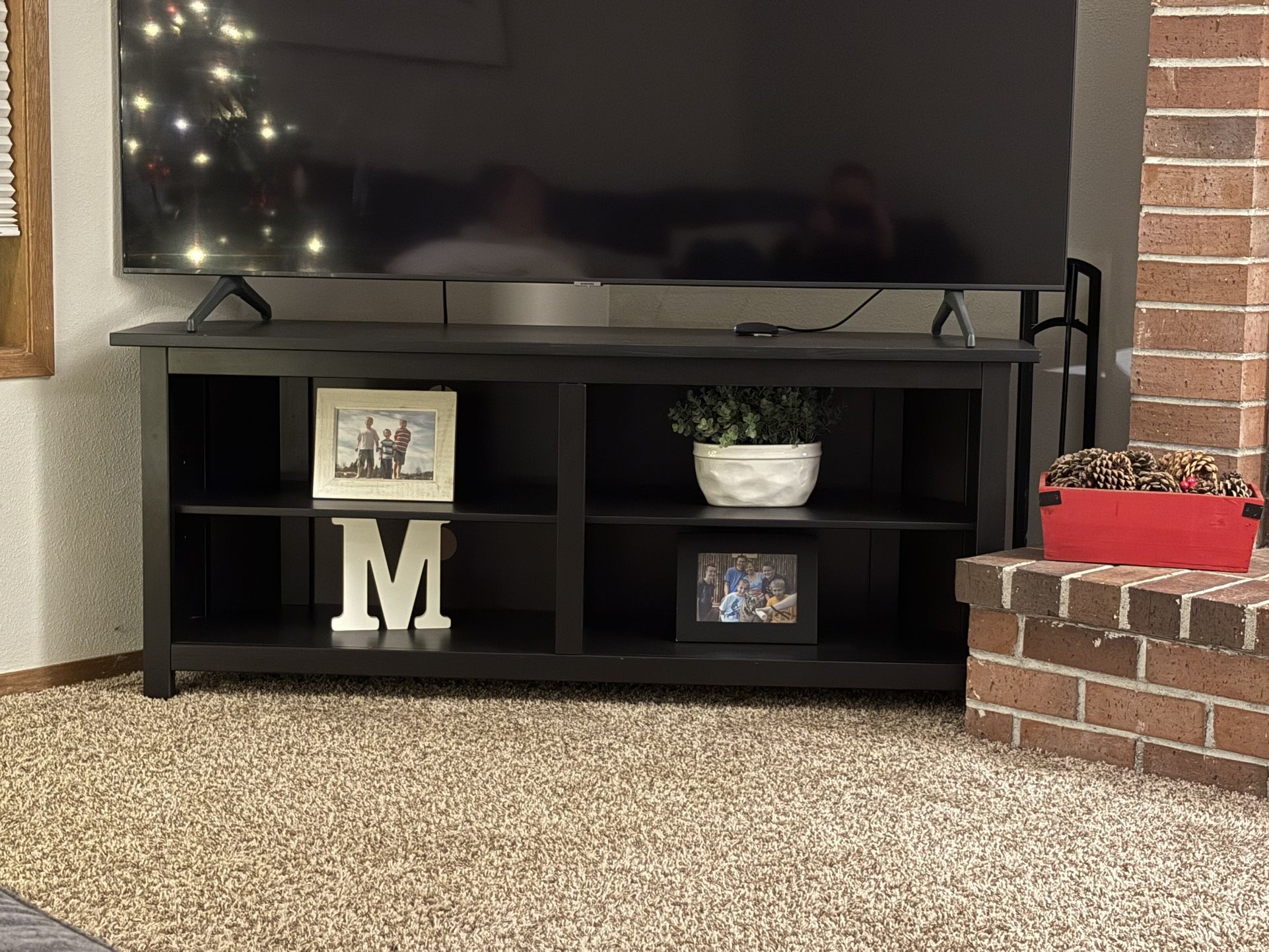 Corner TV Stand
