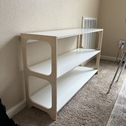 Hingi Montessori Toy Shelf