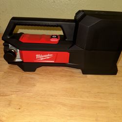 Milwauke Transfer Pump 2771-20
