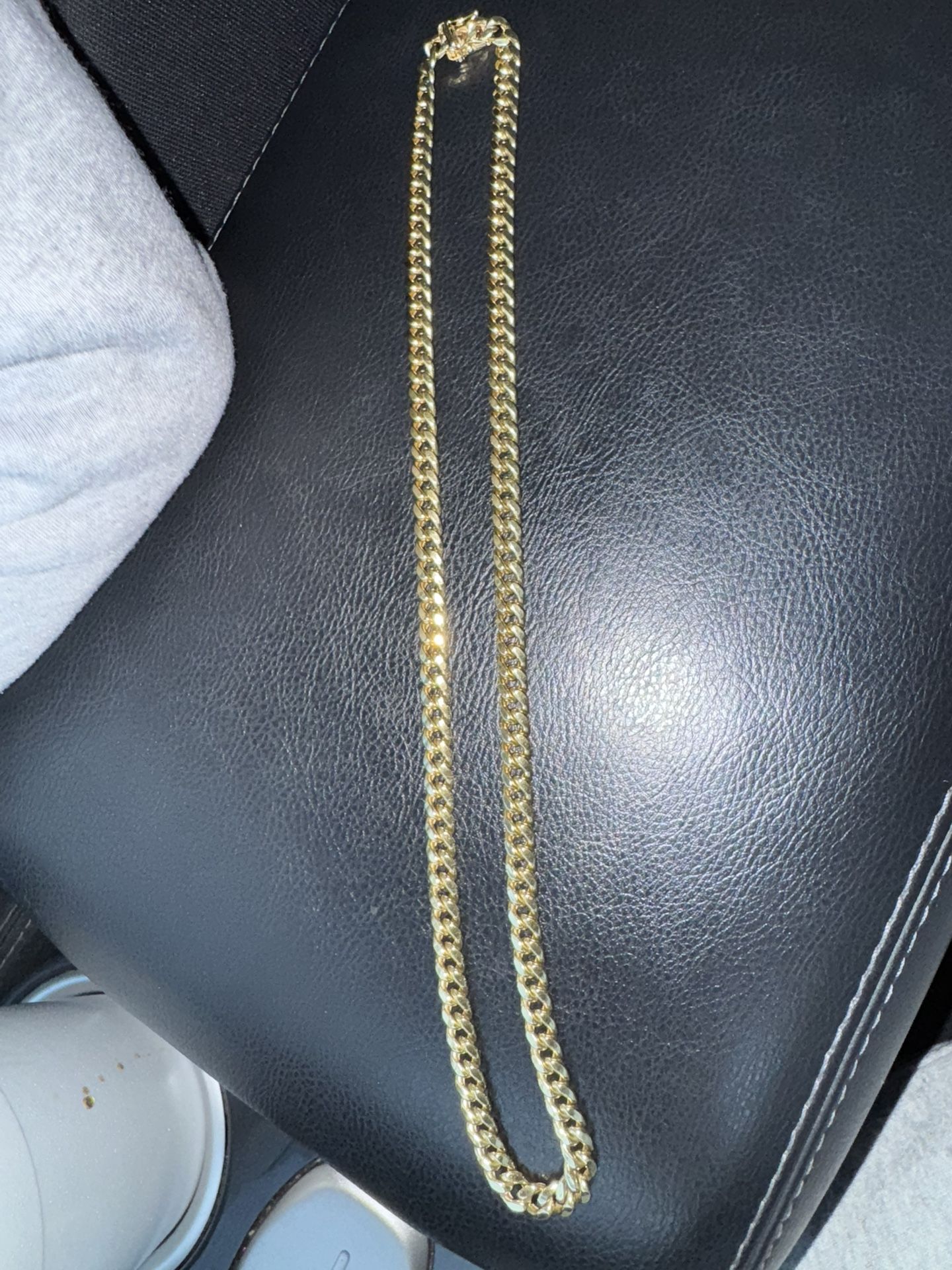22 Inches 10 K Cuban Link