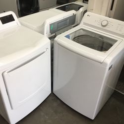 LG Washer And Dryer Set