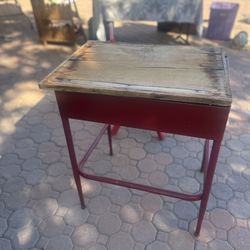 Antique Wakefield Desk Child 