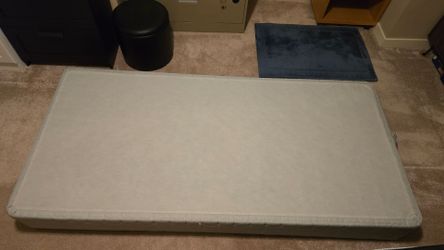 Free twin XL box spring