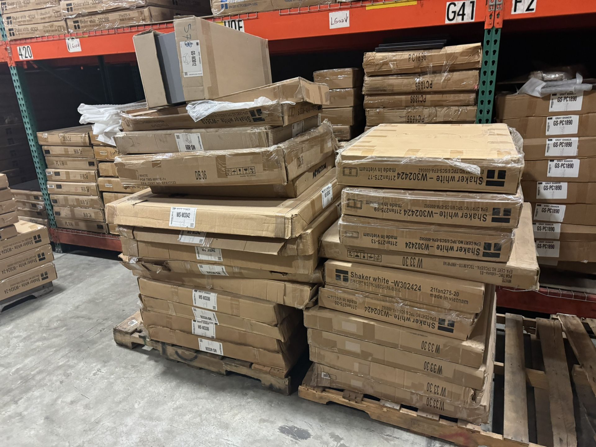 Kitchen Cabinets New Salesale