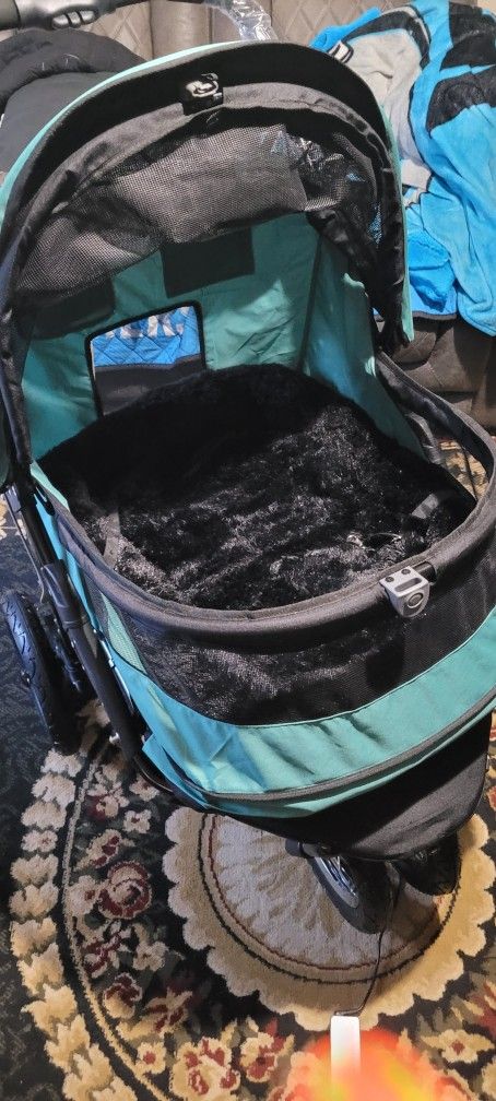 Brand New Dog Stroller