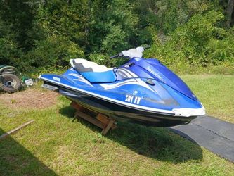 2008 Yamaha VX Deluxe Project – NO ENGINE – Trailer Optional