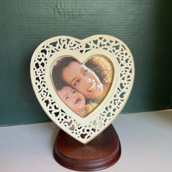Lenox Porcelain Heart Frame