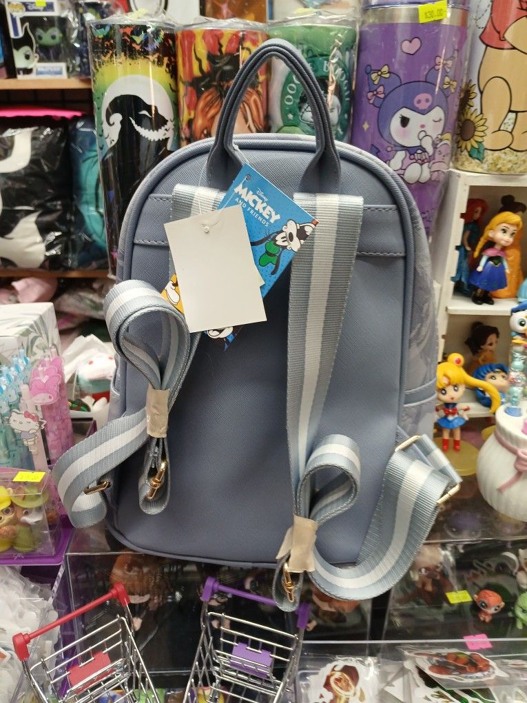 Disney Donald Duck vegan leather mini backpack. - www  display picture 1