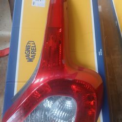 For 2008-2013 Volvo C30 Tail Light Assembly Right  2011 2009 2010 2012