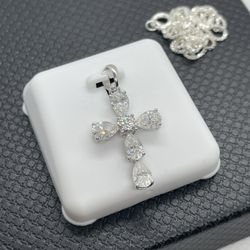 Elegant Silver Cross With Moissanite Diamonds - Box Chain Included