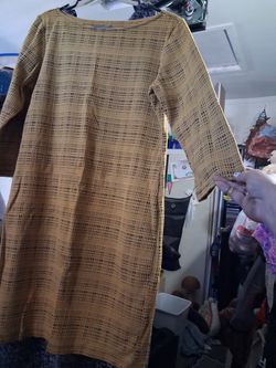 Sharagano Mustard Open-Weave Tunic, Size 12