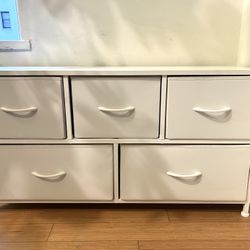 DRESSER 5 DRAWERS