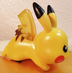 POKEMON PIKACHU figurine