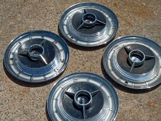 Hub caps - Edsel 1958 Spinner caps 15"