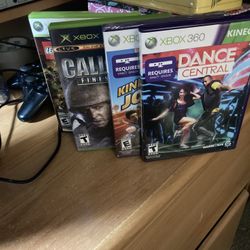 Xbox 360 And 360 Kinect  And 1  Xbox Game Bundle 