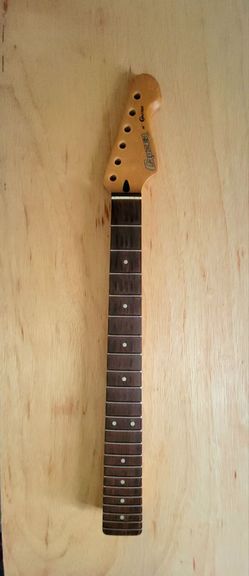 Cruzer pro guitar neck hand made by crafter rosewood  Plays excellent
