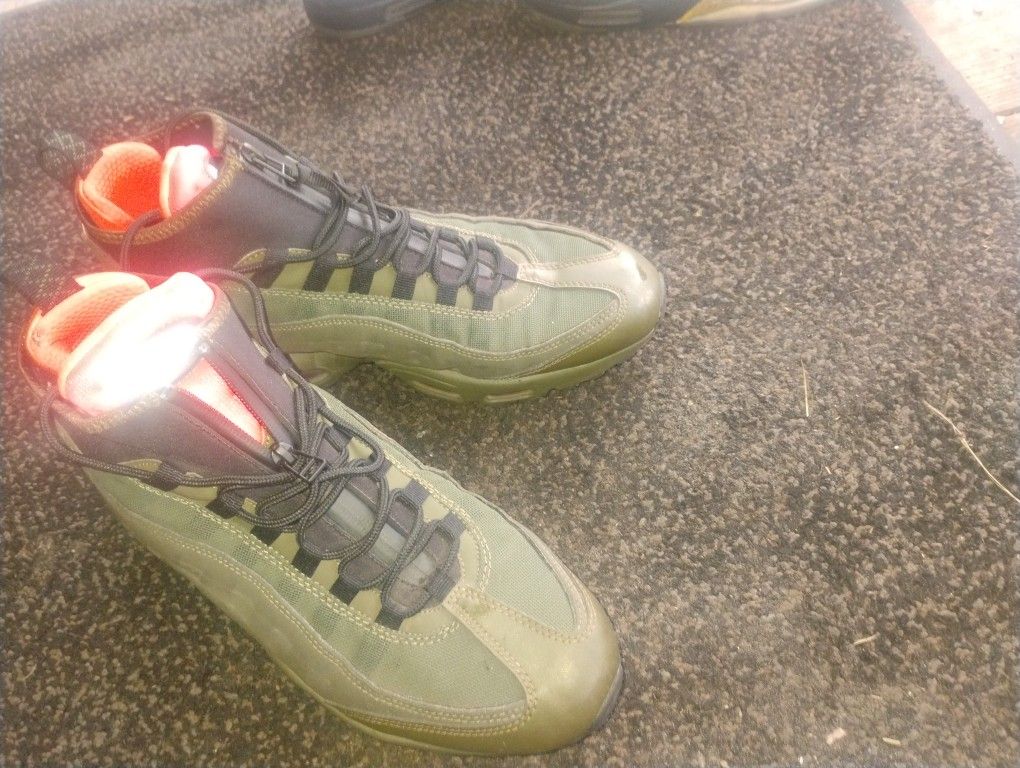 Shoes Nikes And Jordans