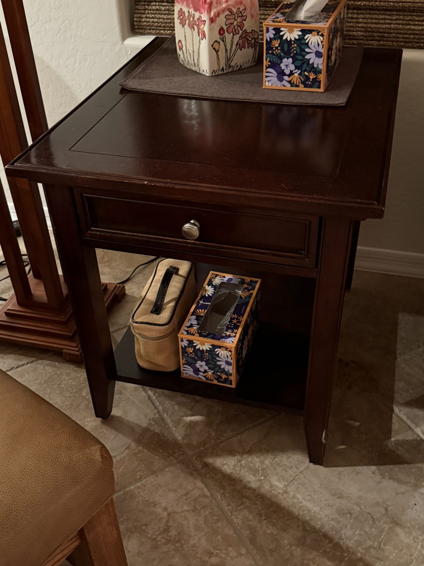 End Table (Qty 2)