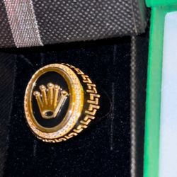 4 GOLD 10k rings