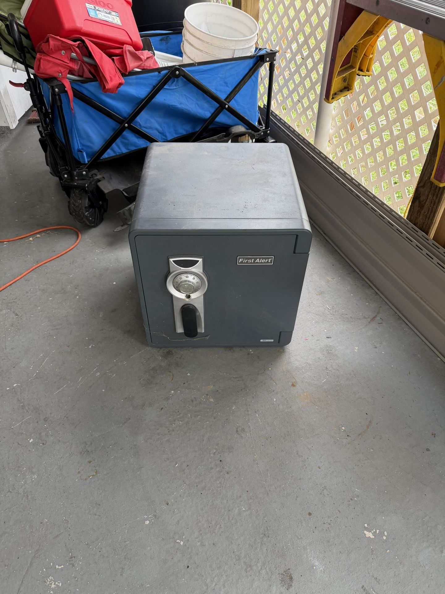 First Alert Safe
