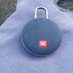 Jbl clip 3 Bluetooth speaker