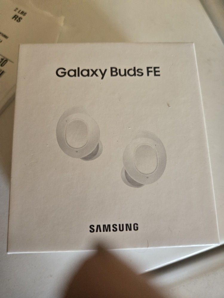 New Samsung Galaxy Buds FE True Wireless Bluetooth Earbuds