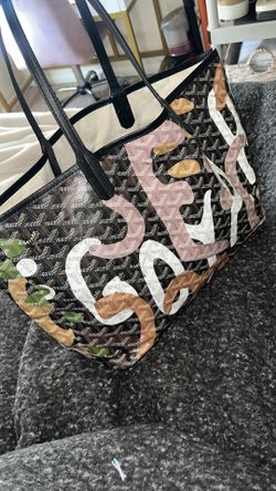 Medium Tote