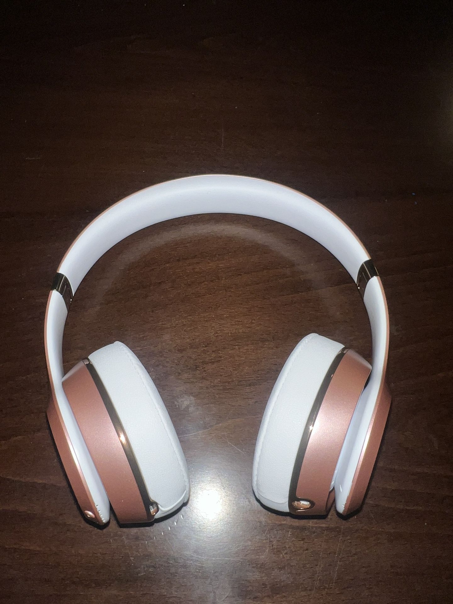 Rose Gold Beats Solo3 