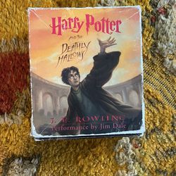 Harry Potter And The Deathly Hollows Audio Book Discs Set 